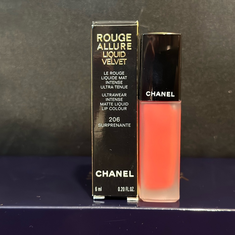 Chanel Rouge Allure Liquid Velvet Lip Colour - Surprenante